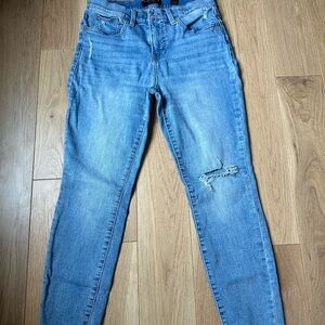 Lucky Brand Light Blue Distressed Skinny Jeans